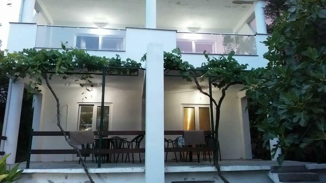 Apartmani M&E Bjelila Buitenkant foto